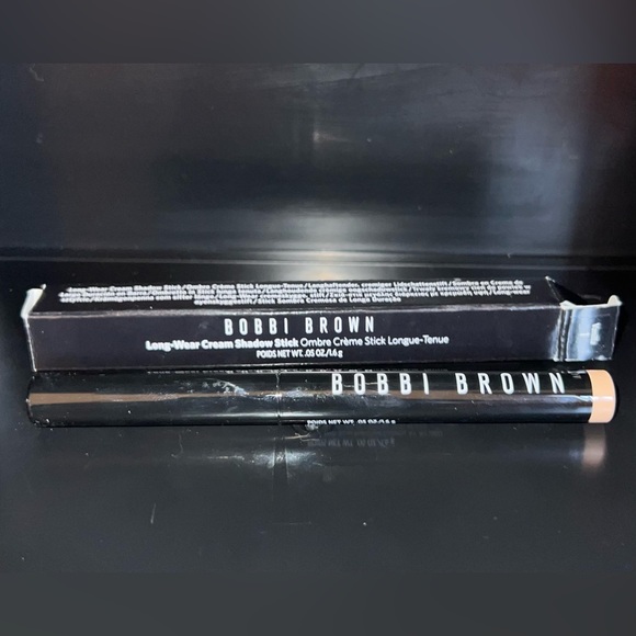 Bobbi Brown Long Wear Cream Shadow Stick-Vanilla. Light, Beige, Bright, Smooth - Picture 3 of 7